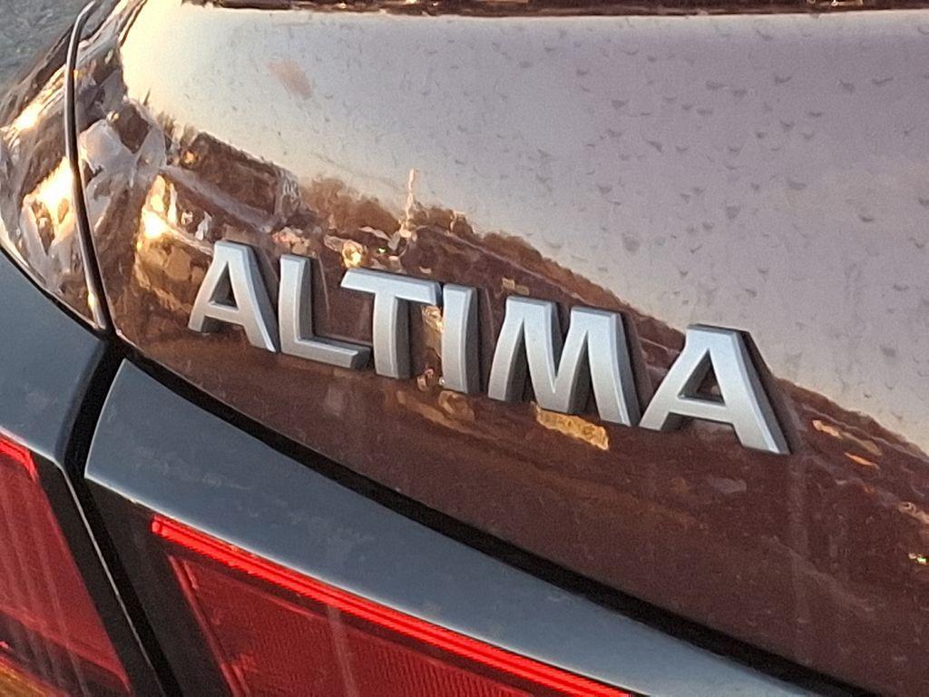 new 2025 Nissan Altima car, priced at $37,270