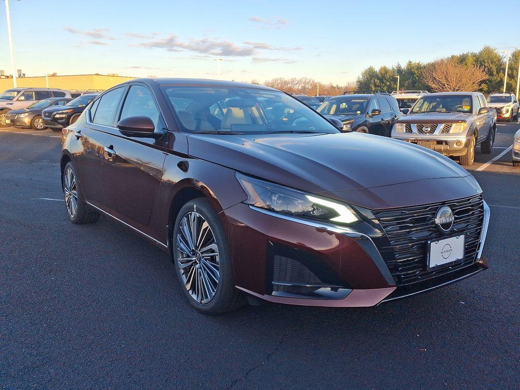 new 2025 Nissan Altima car, priced at $37,270