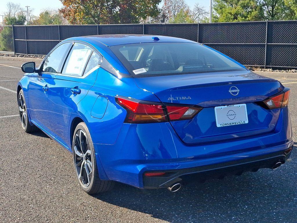 new 2025 Nissan Altima car, priced at $31,405