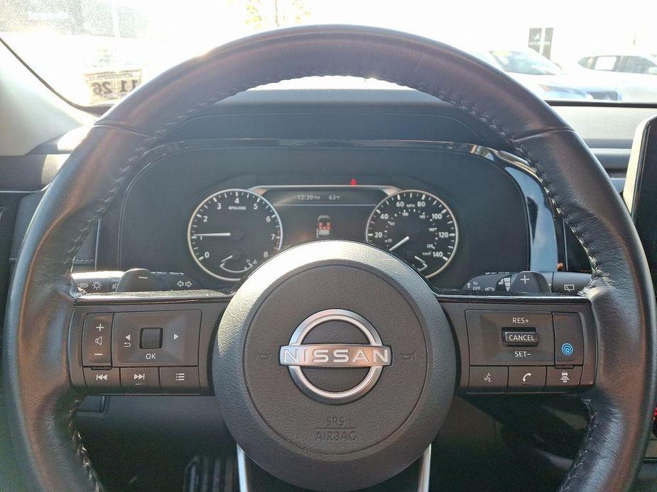 used 2022 Nissan Pathfinder car, priced at $32,000