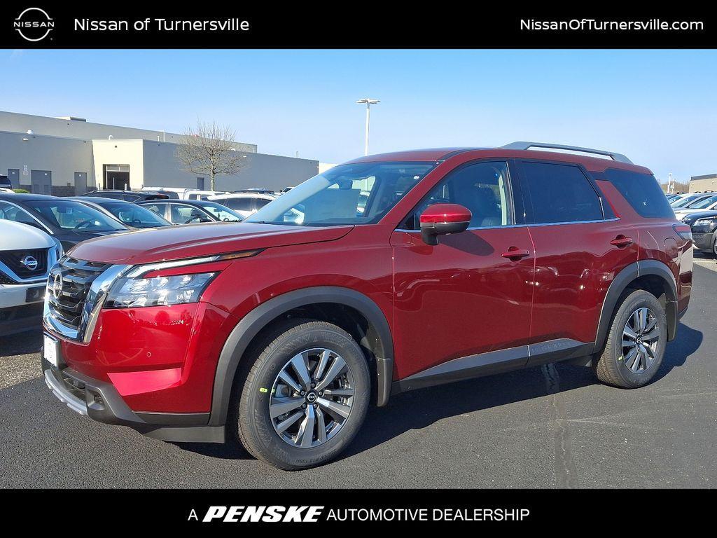 new 2025 Nissan Pathfinder car, priced at $47,735