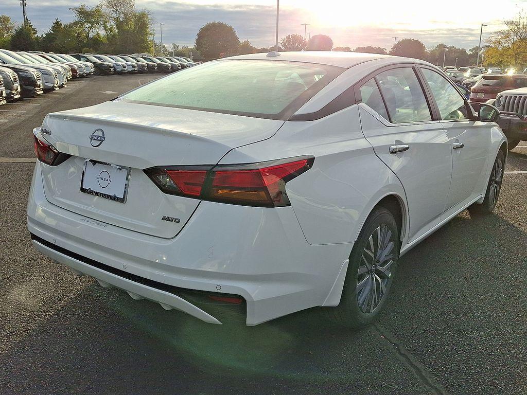 new 2025 Nissan Altima car, priced at $32,280