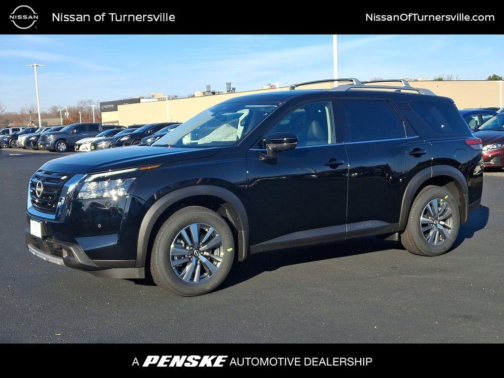 new 2025 Nissan Pathfinder car, priced at $47,700