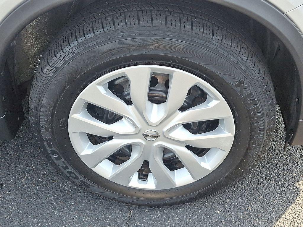 used 2019 Nissan Rogue car, priced at $15,575