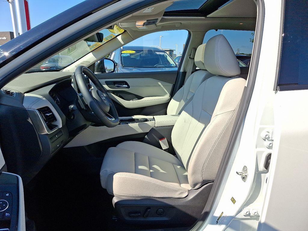 used 2022 Nissan Rogue car, priced at $31,829