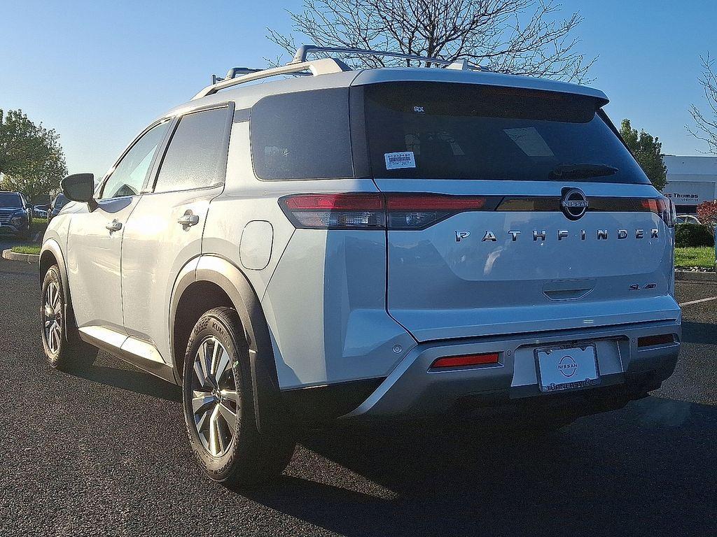 new 2025 Nissan Pathfinder car, priced at $46,925