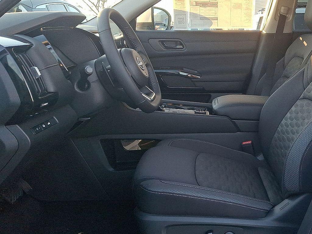 new 2025 Nissan Pathfinder car, priced at $43,865