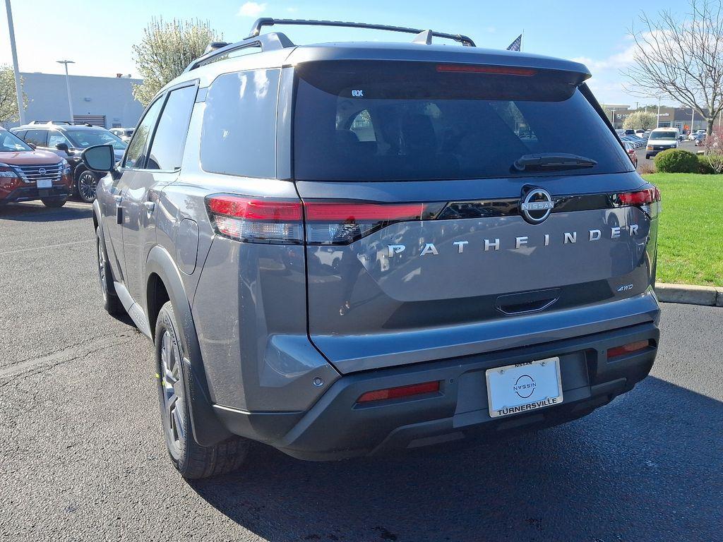 new 2025 Nissan Pathfinder car, priced at $44,445