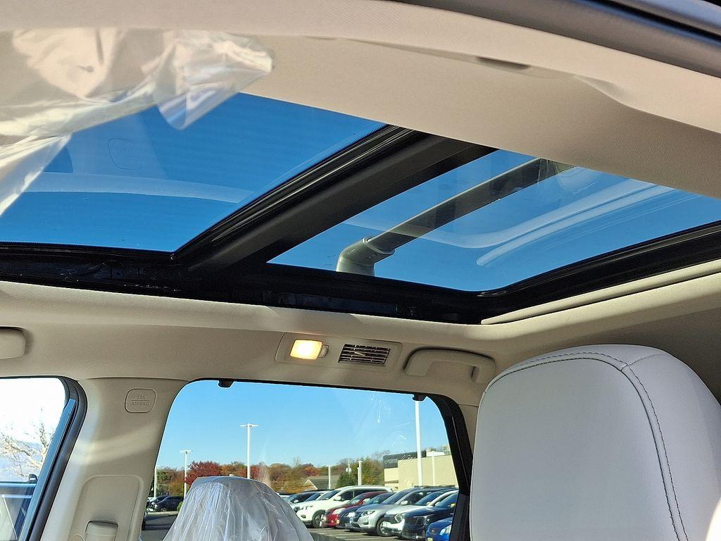 new 2025 Nissan Pathfinder car, priced at $50,875