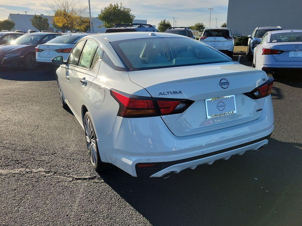 new 2025 Nissan Altima car, priced at $37,695