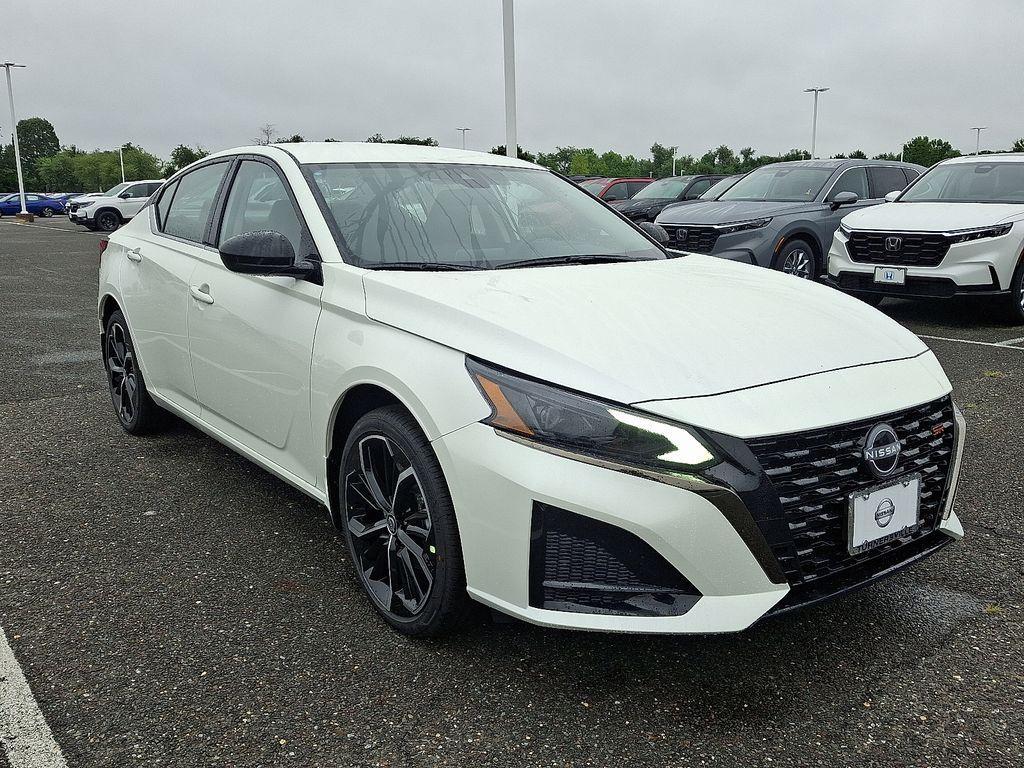 new 2025 Nissan Altima car, priced at $32,985