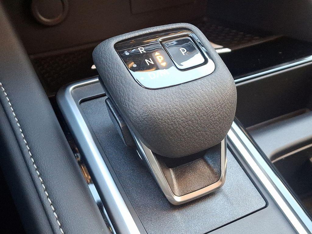 new 2025 Nissan Pathfinder car, priced at $43,775