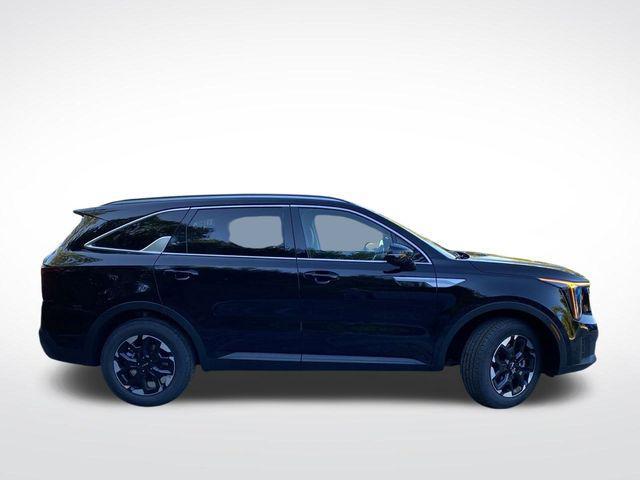 new 2025 Kia Sorento car, priced at $35,990