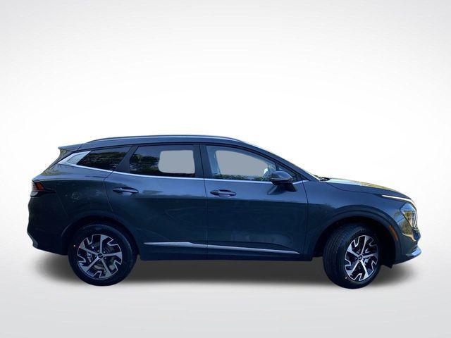 new 2025 Kia Sportage car, priced at $31,714