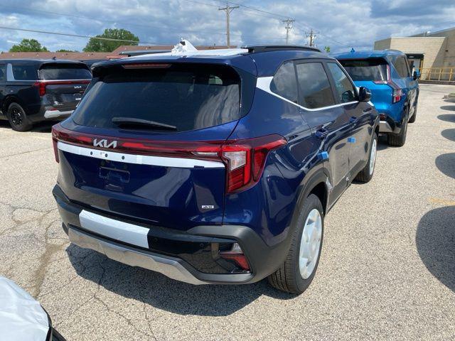 new 2025 Kia Seltos car, priced at $28,833
