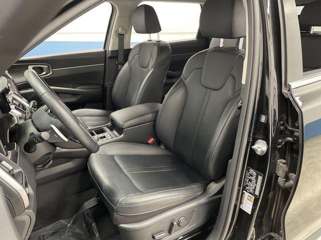 used 2023 Kia Sorento Hybrid car, priced at $27,889