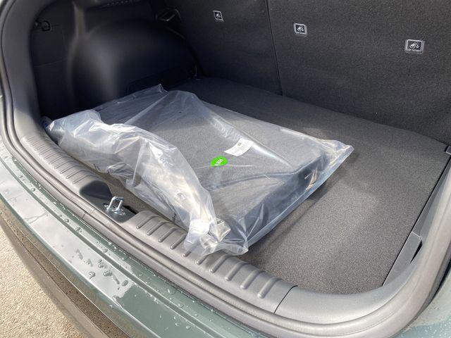 new 2025 Kia Niro car, priced at $36,380