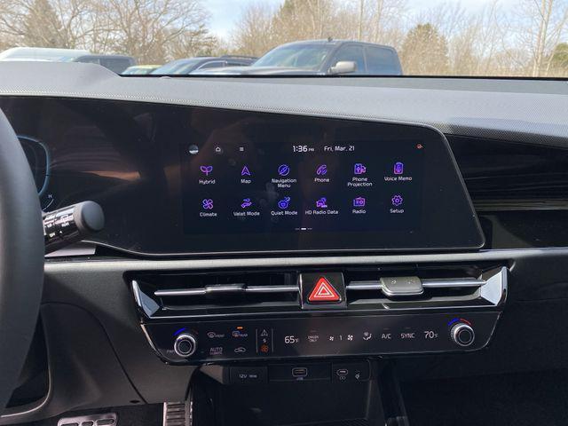 new 2025 Kia Niro car, priced at $36,380