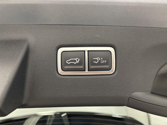 used 2025 Kia Sorento car, priced at $39,089