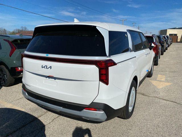new 2025 Kia Carnival car, priced at $40,401