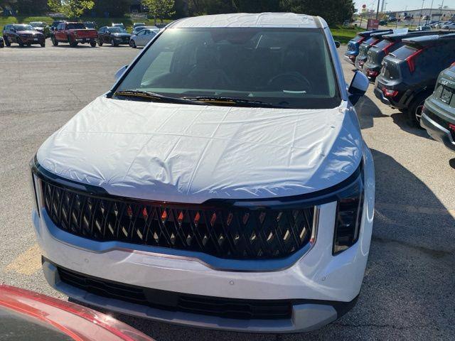 new 2025 Kia Carnival car, priced at $40,401