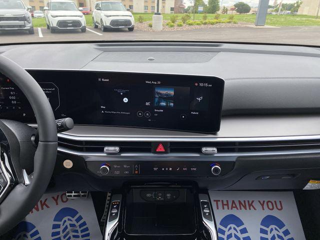 new 2025 Kia Sorento Hybrid car, priced at $47,360