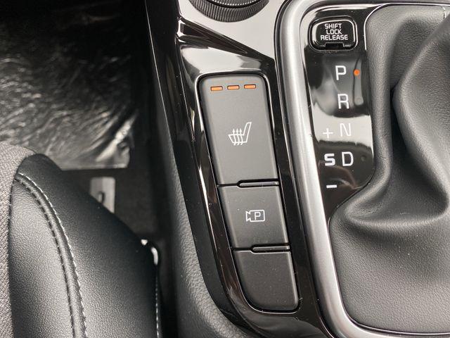 new 2025 Kia Seltos car, priced at $27,575