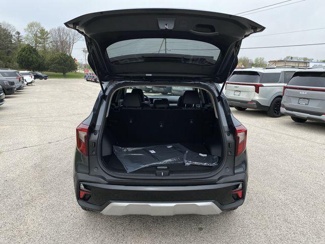 new 2025 Kia Seltos car, priced at $27,575