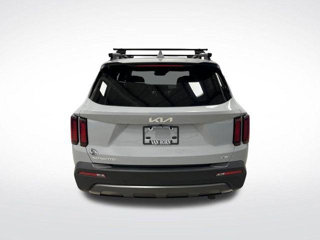 used 2023 Kia Sorento car, priced at $29,564