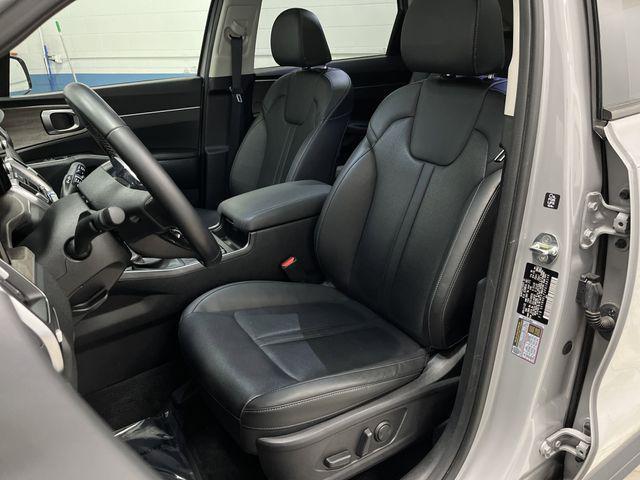 used 2023 Kia Sorento car, priced at $29,564
