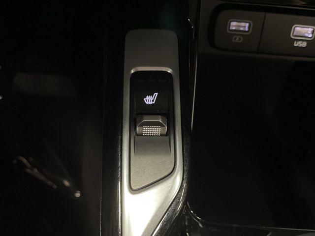 used 2023 Kia Sorento car, priced at $30,692