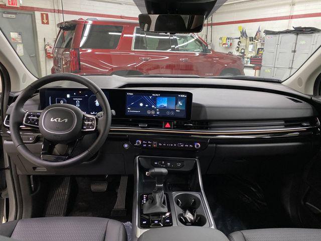 new 2025 Kia Carnival car, priced at $52,492