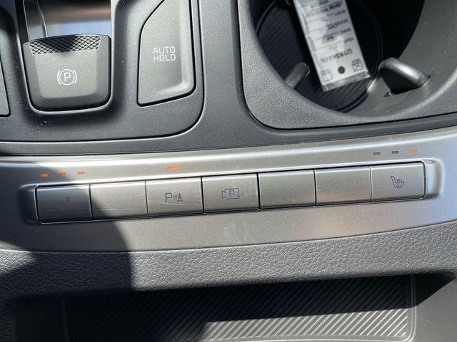 new 2025 Kia Carnival car, priced at $39,888