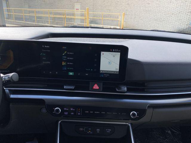 new 2025 Kia Carnival car, priced at $39,888