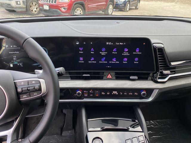 new 2025 Kia Sportage car, priced at $40,561