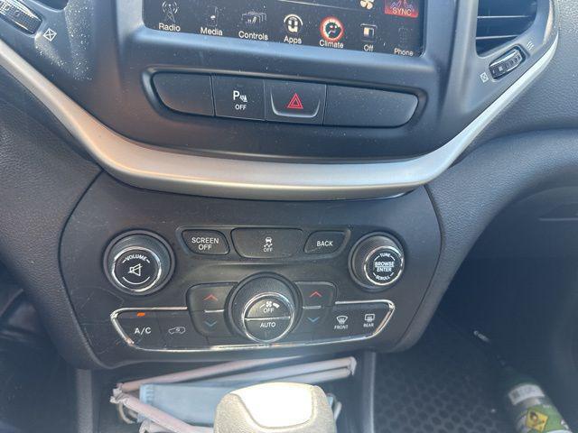 used 2018 Jeep Cherokee car, priced at $18,672
