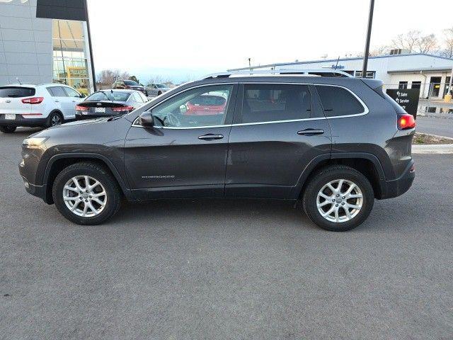 used 2016 Jeep Cherokee car, priced at $14,261