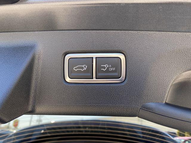 new 2025 Kia Sorento car, priced at $39,869