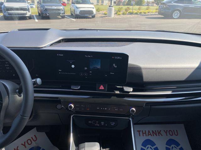 new 2026 Kia Carnival car, priced at $50,621