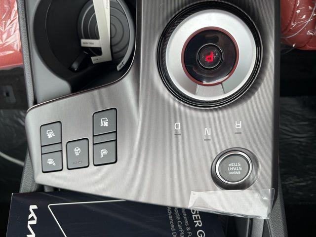 new 2026 Kia Sportage Hybrid car, priced at $40,404