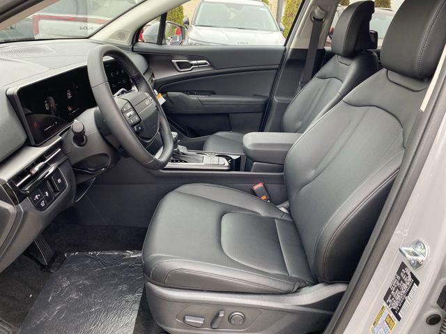 new 2026 Kia Sportage car, priced at $33,673