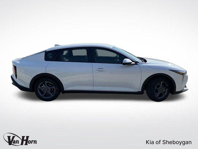 new 2025 Kia K4 car, priced at $23,578