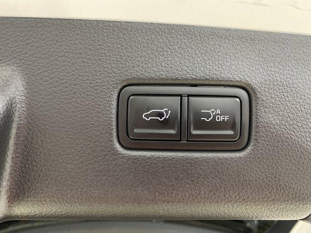 new 2025 Kia Carnival car, priced at $51,172