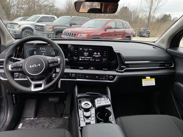 new 2025 Kia Sportage Hybrid car, priced at $30,602