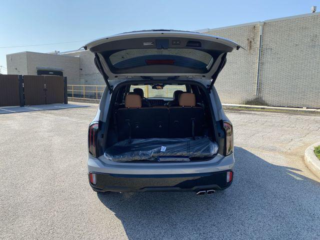 new 2025 Kia Telluride car, priced at $47,198