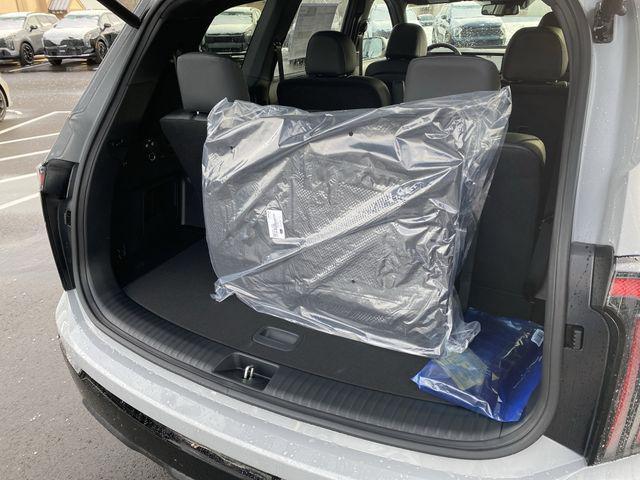 new 2025 Kia Telluride car, priced at $46,275