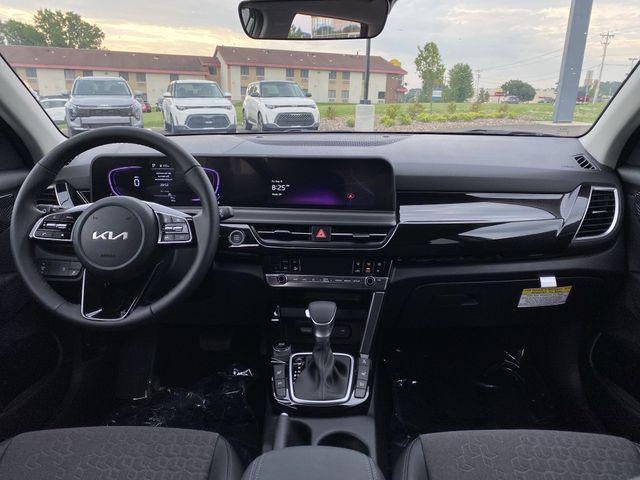 new 2026 Kia Seltos car, priced at $28,190