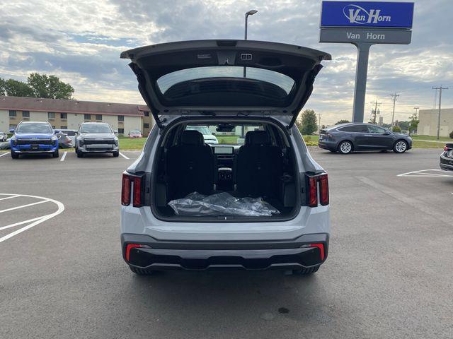 new 2026 Kia Sorento car, priced at $42,027