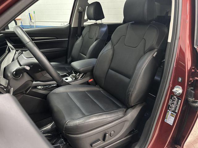 used 2023 Kia Telluride car, priced at $31,444