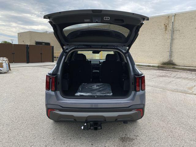 new 2025 Kia Sorento car, priced at $42,720